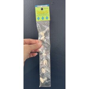 NOS Vtg Daisy Kingdom Seashells Cream Ocean Buttons Package 6 Pack Button-It